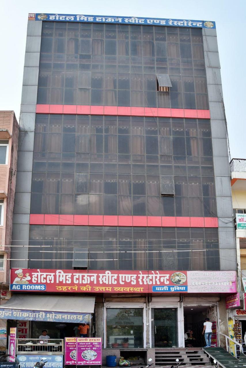 Hotel Midtown & Restaurant Jhunjhunu Экстерьер фото